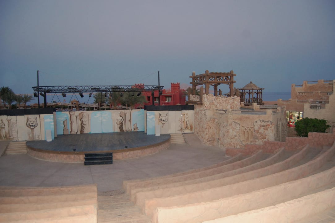 Theater Charmillion Sea Life Resort