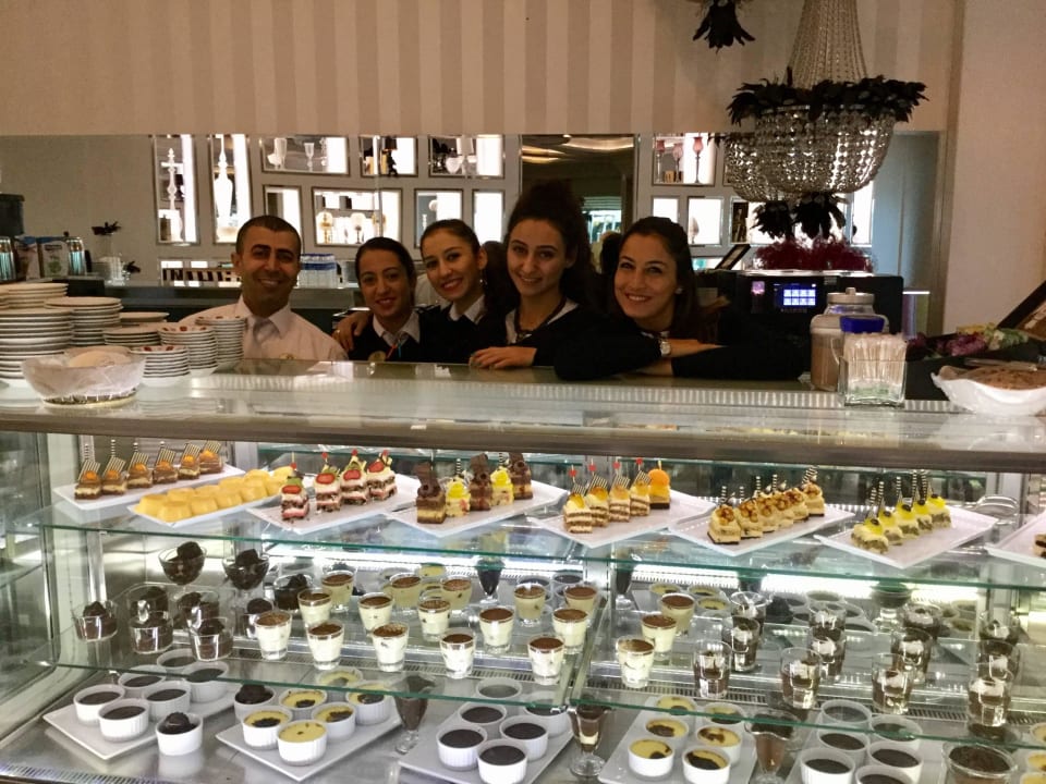 Ein tolles Team in der Patisseria Hotel Delphin Imperial