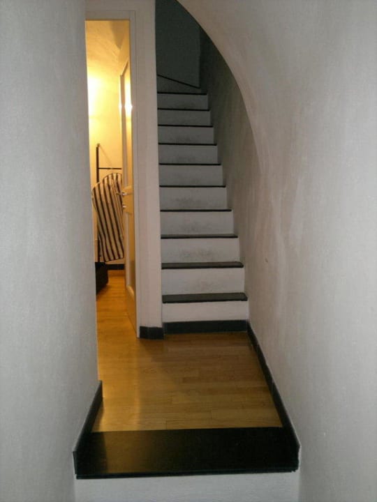 Treppe zur zweiten Ebene Coletta di Castelbianco