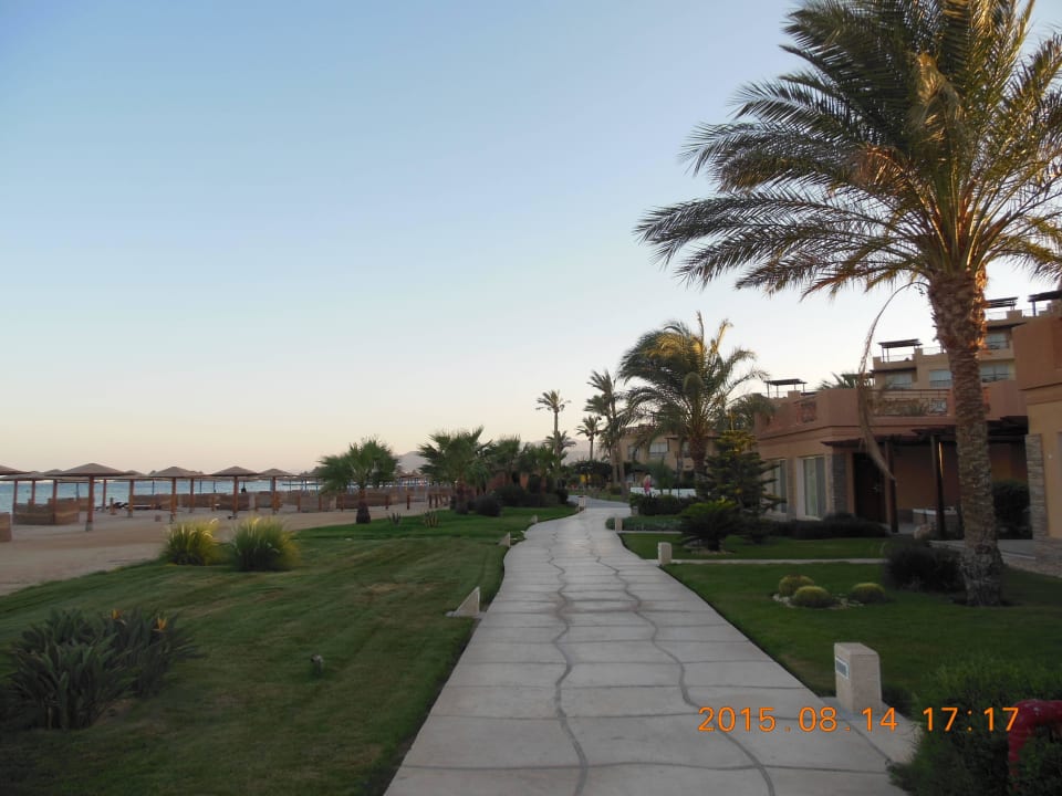 Der Weg an den Bungolows in der ersten Reihe Shams Prestige Abu Soma-Adults Only