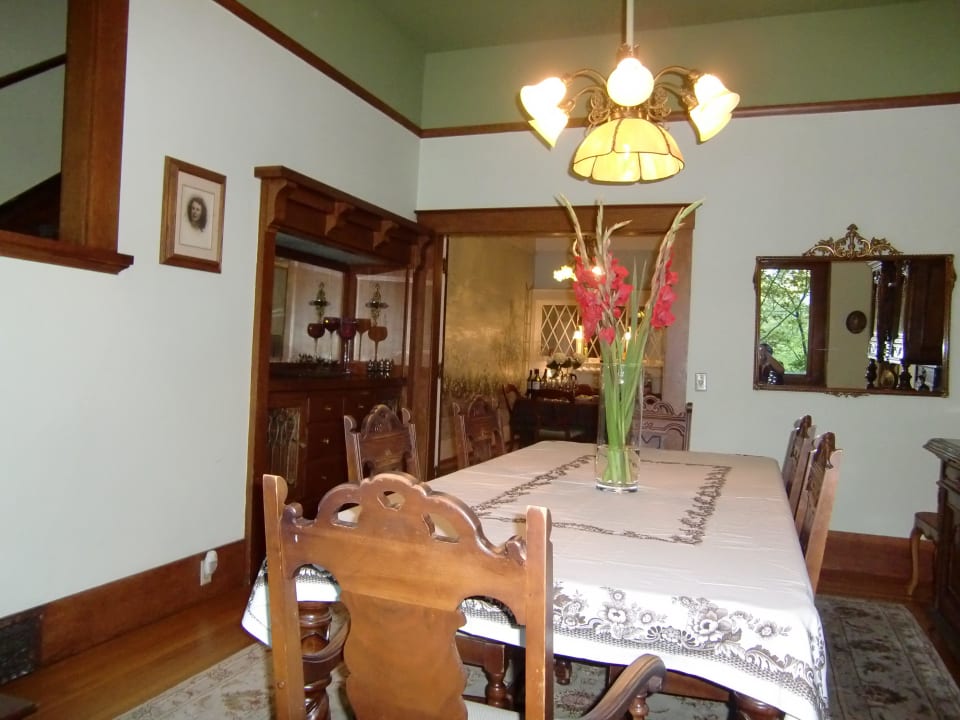 Der Frühstücksraum The Pink Mansion