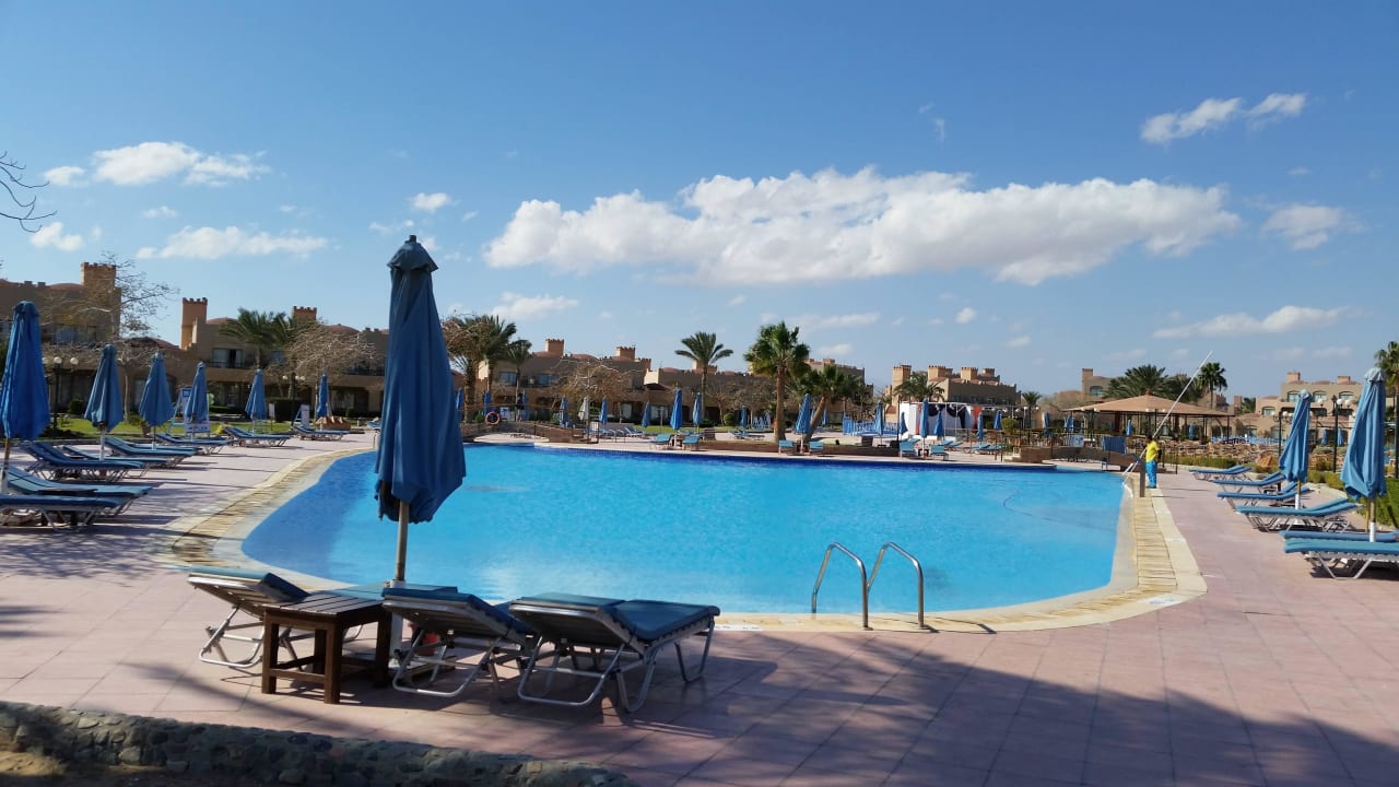 Hauptpool Akassia Swiss Resort