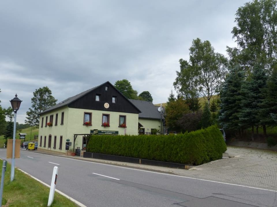 Außenansicht Pension & Gasthof Bennelliebschänke