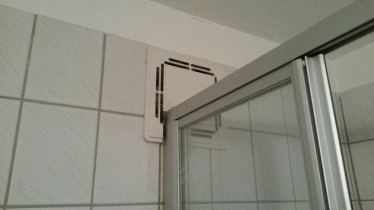 Beschreibung wie vor. Hotel Brückenhof