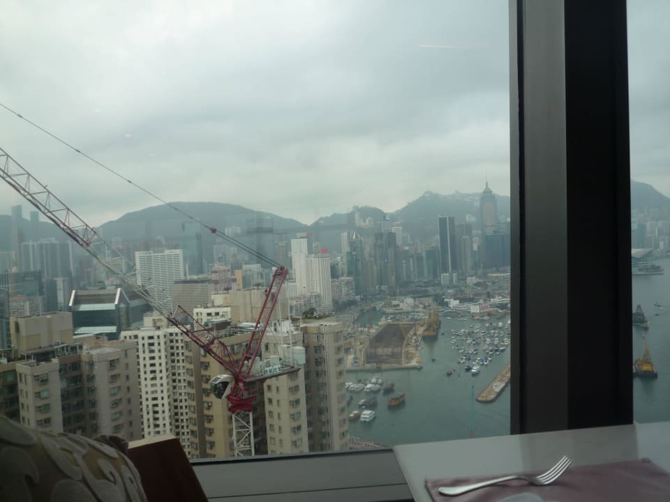 Ausblick vom Zimmer im 36. Stock Hotel Harbour Grand Hong Kong