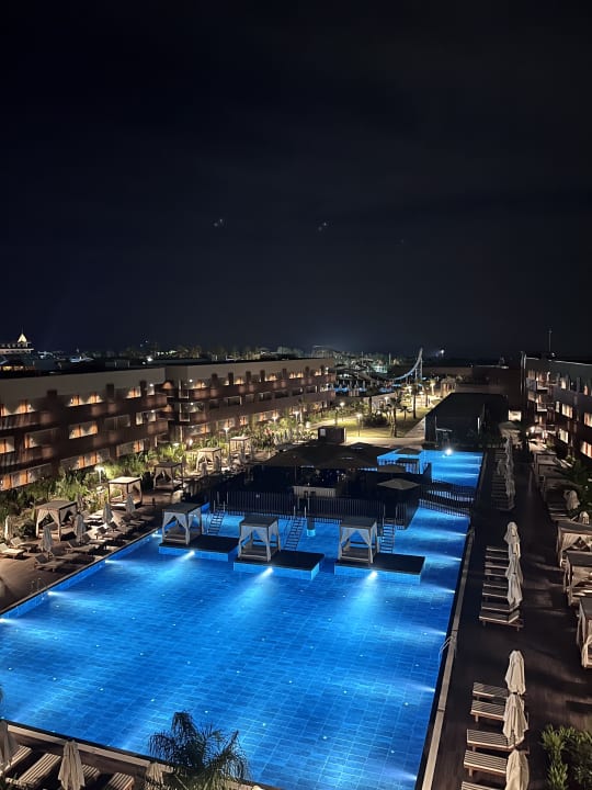 Pool Jacaranda Luxury Resort