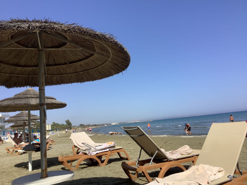 Strand The Golden Bay Beach Hotel