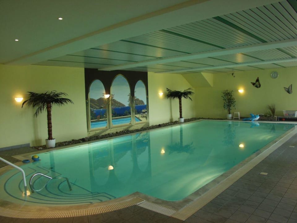 Pool facilities Maximilian Wellnessresidenz