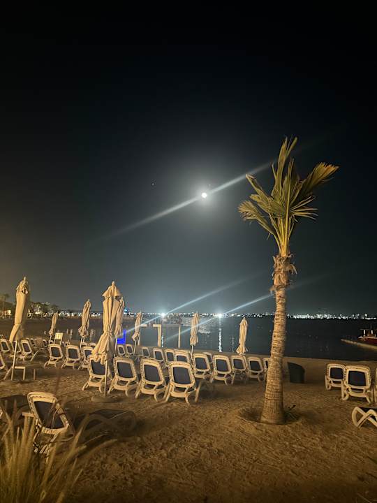 Strand DoubleTree by Hilton Resort & Spa Marjan Island