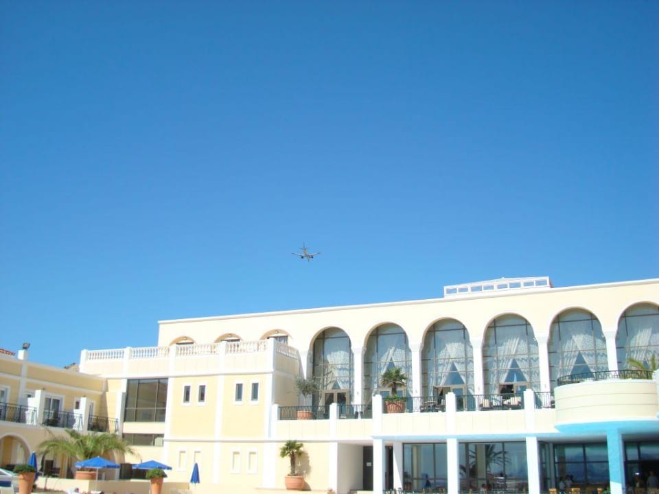 So sieht das mit den Flugzeugen aus Porto Bello Royal