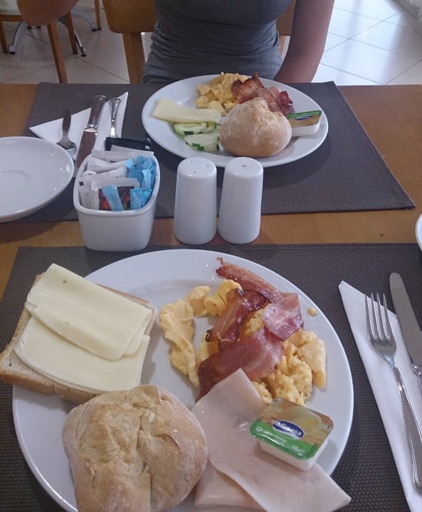 Essen Dom Jose Beach Hotel