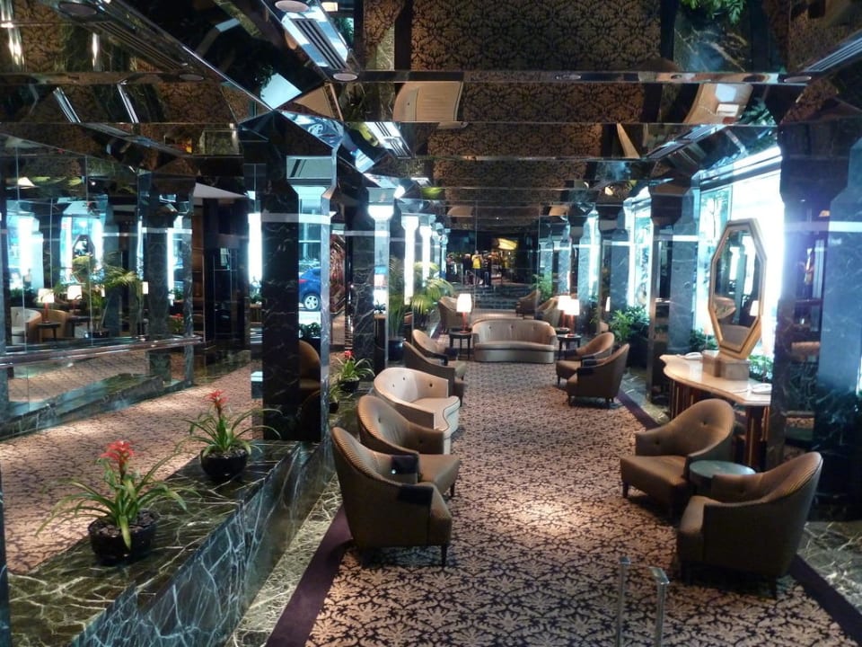 Lobby Millennium Hilton New York One UN Plaza