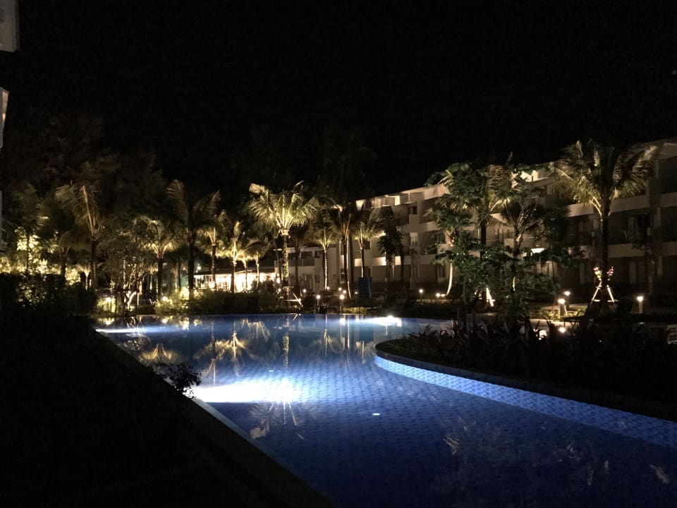 Beleuchtung am Abend X10 Khaolak Resort