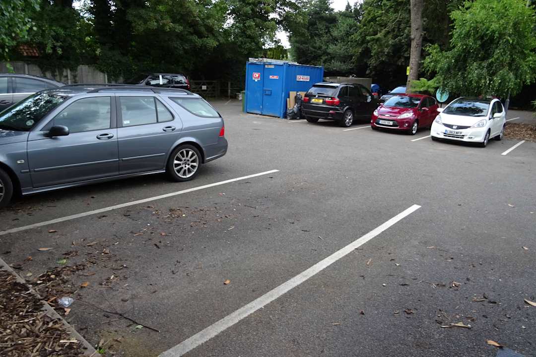 Parkplätze ausreichend vorhanden Hotel The Talbot Inn