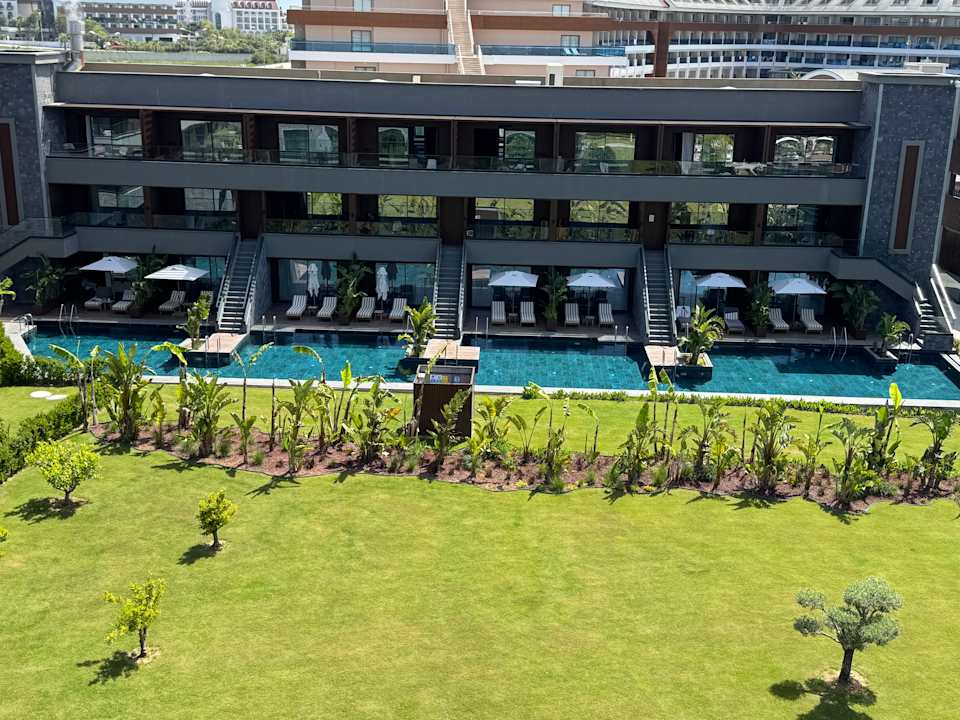 Außenansicht Jacaranda Luxury Resort