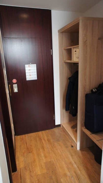 Tür Ringhotel Loew's Merkur