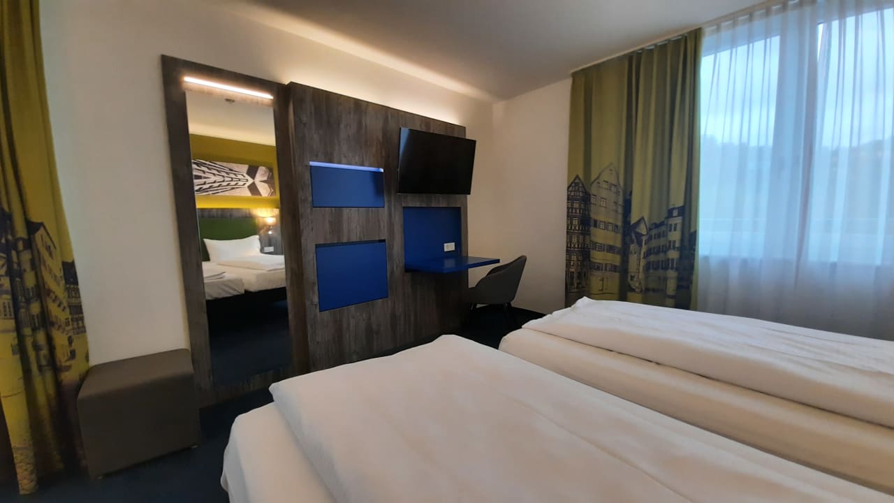 Zimmer ibis Styles Tubingen