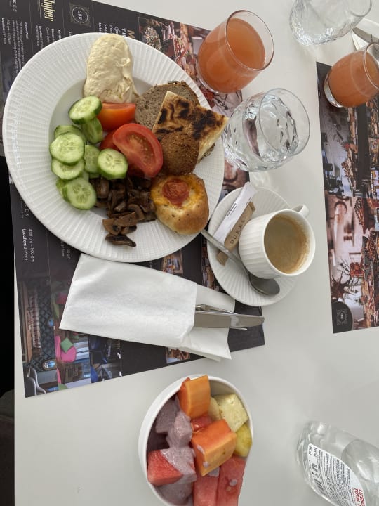 Gastro Dukes The Palm Dubai Hotel