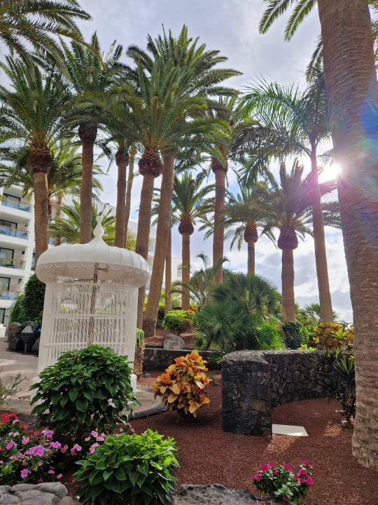 Gartenanlage Hotel Fariones