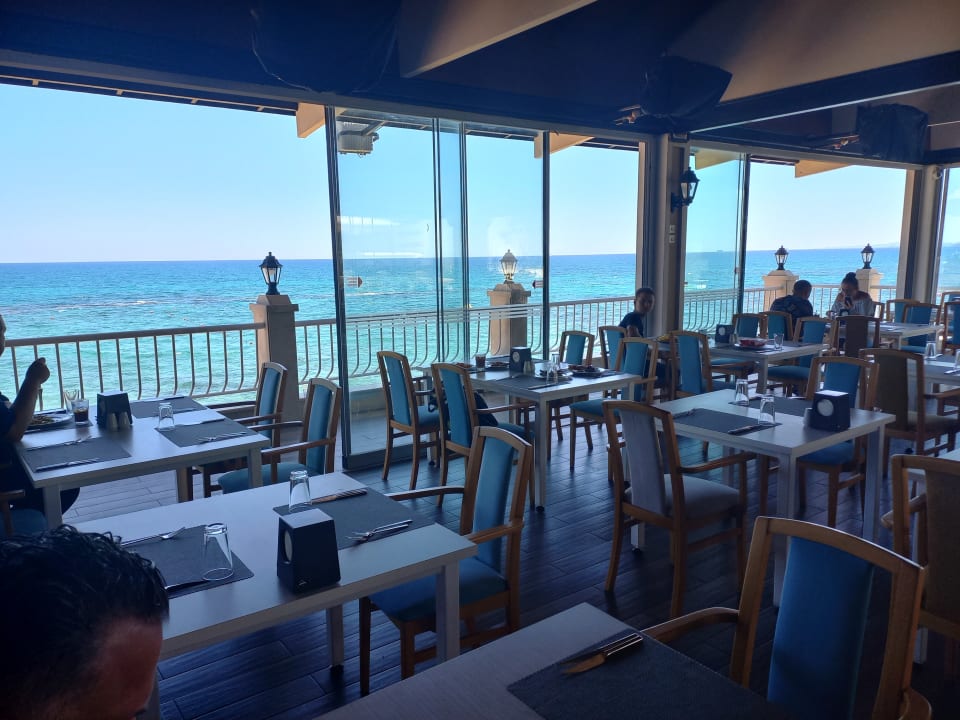 Gastro Salamis Bay Conti Resort Hotel & Casino