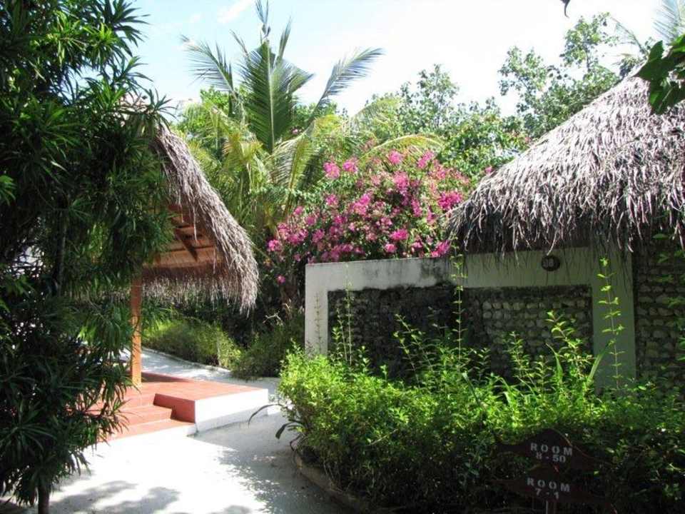 Bungalows Madoogali Resort