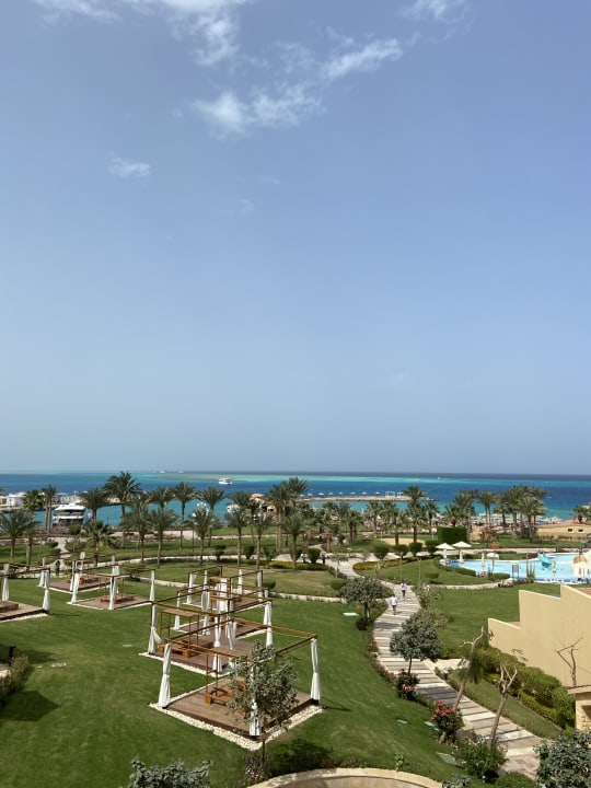 Außenansicht Hilton Hurghada Plaza