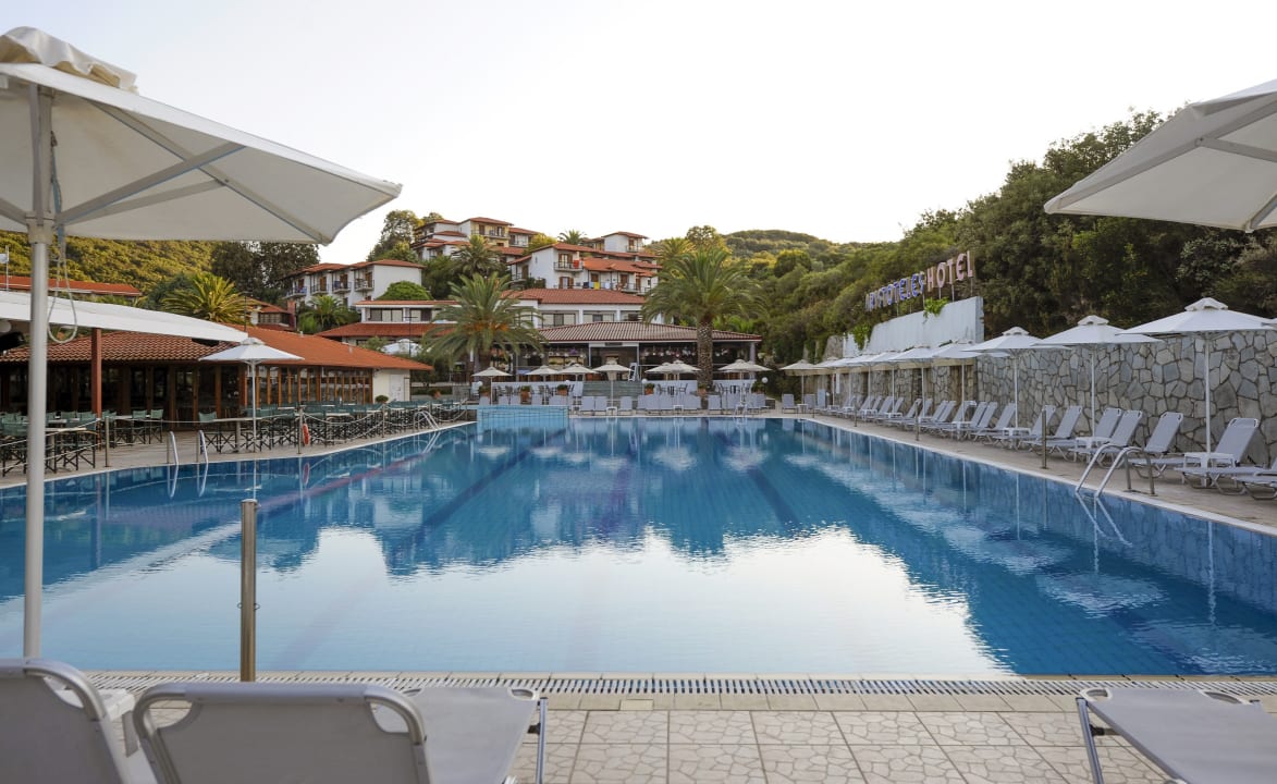 Pool Aristoteles Holiday Resort & Spa