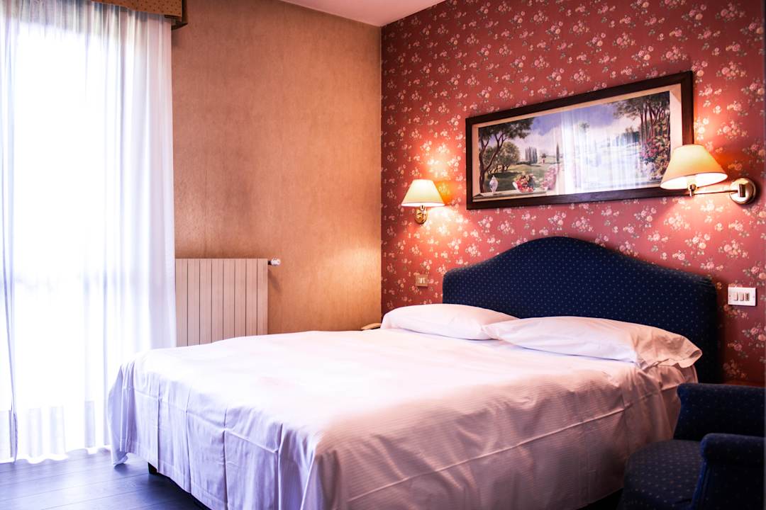 Zimmer Hotel Parigi 2