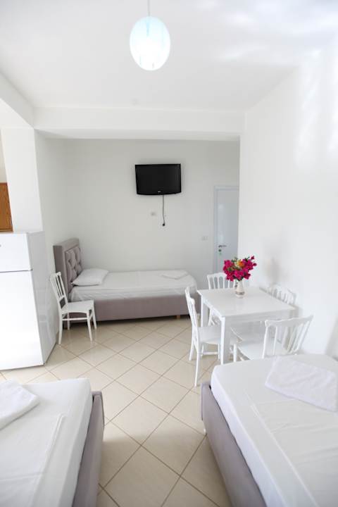 Zimmer Joni Apartments