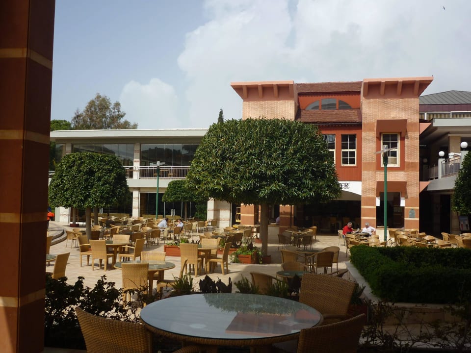 Außenterrasse und Bar Megasaray Club Belek