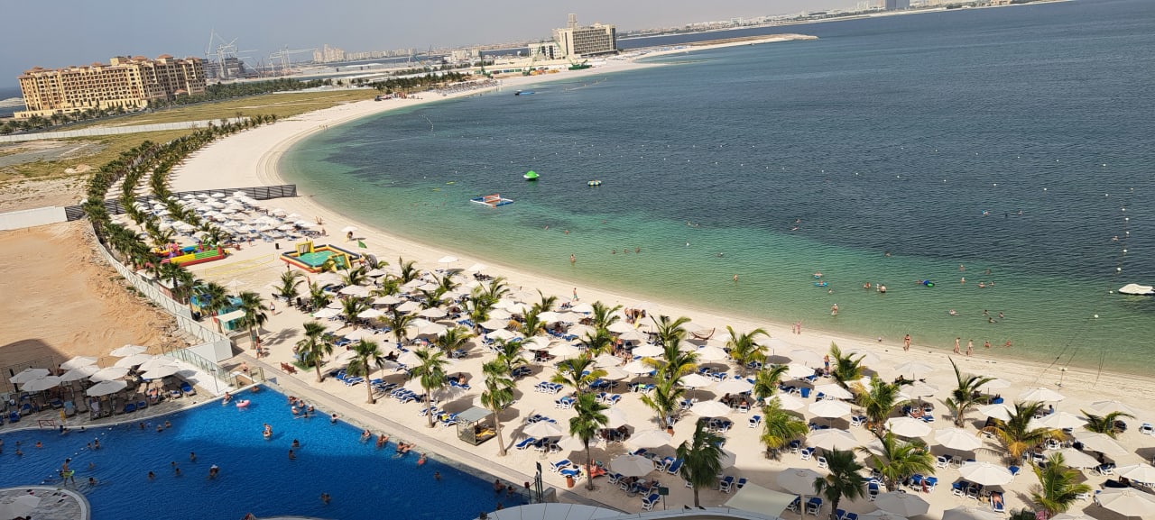 Strand Hampton by Hilton Marjan Island