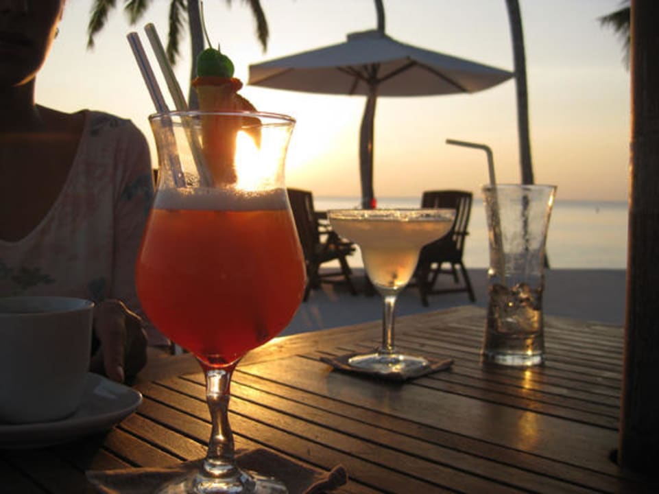 Chill-Out Veligandu Maldives Resort Island