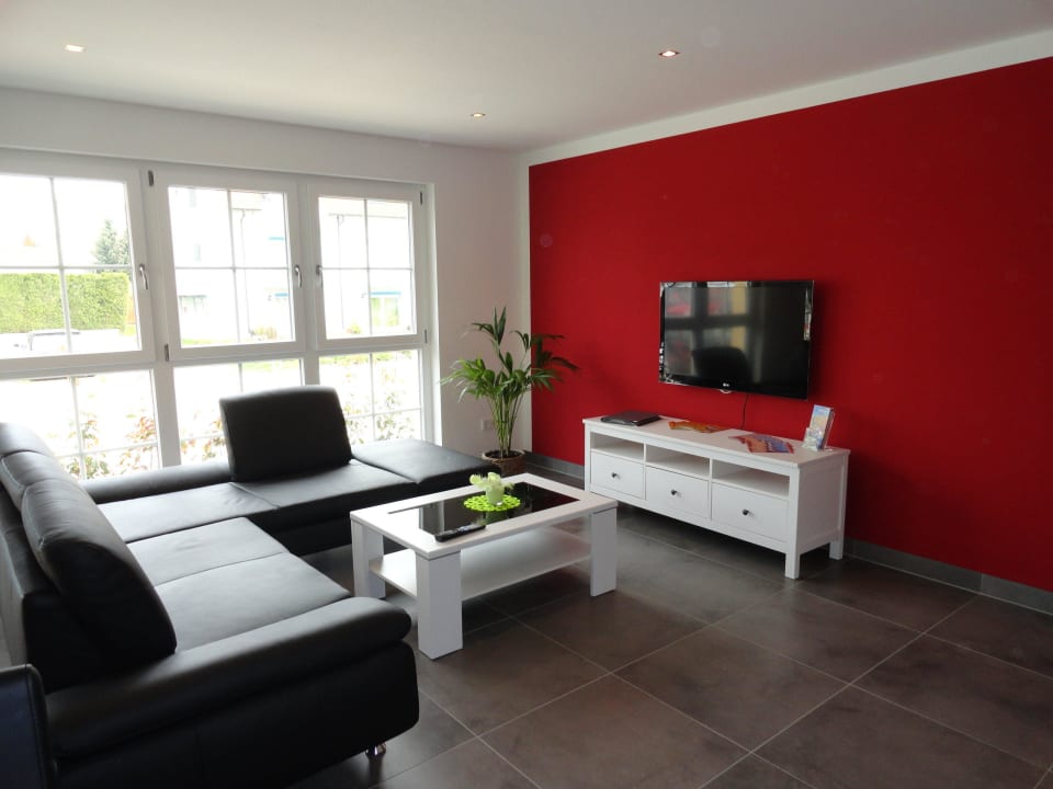 Wohnzimmer mit Sat-TV Apartment Frank