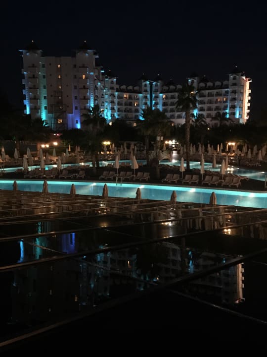 Pool Side Mare Resort & Spa