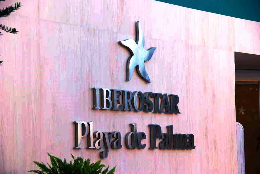 Am Eingangsbereich Iberostar Selection Playa de Palma