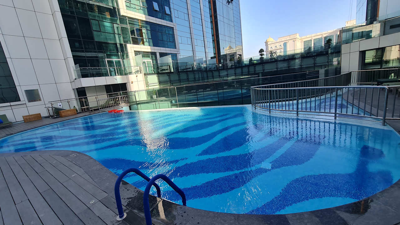 Pool Al Khoory Sky Garden Hotel