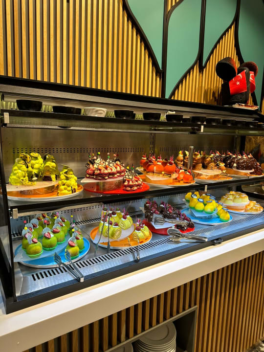 Gastro Side Royal Style Hotel