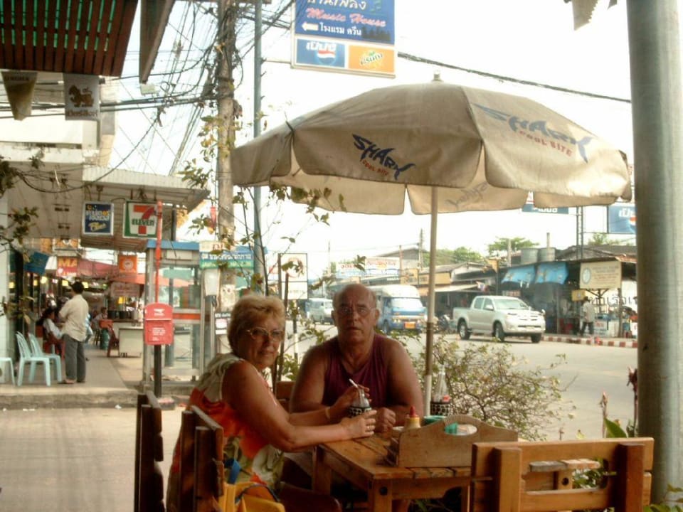 Glückliche Urlauber Novotel Rayong Rim Pae Resort