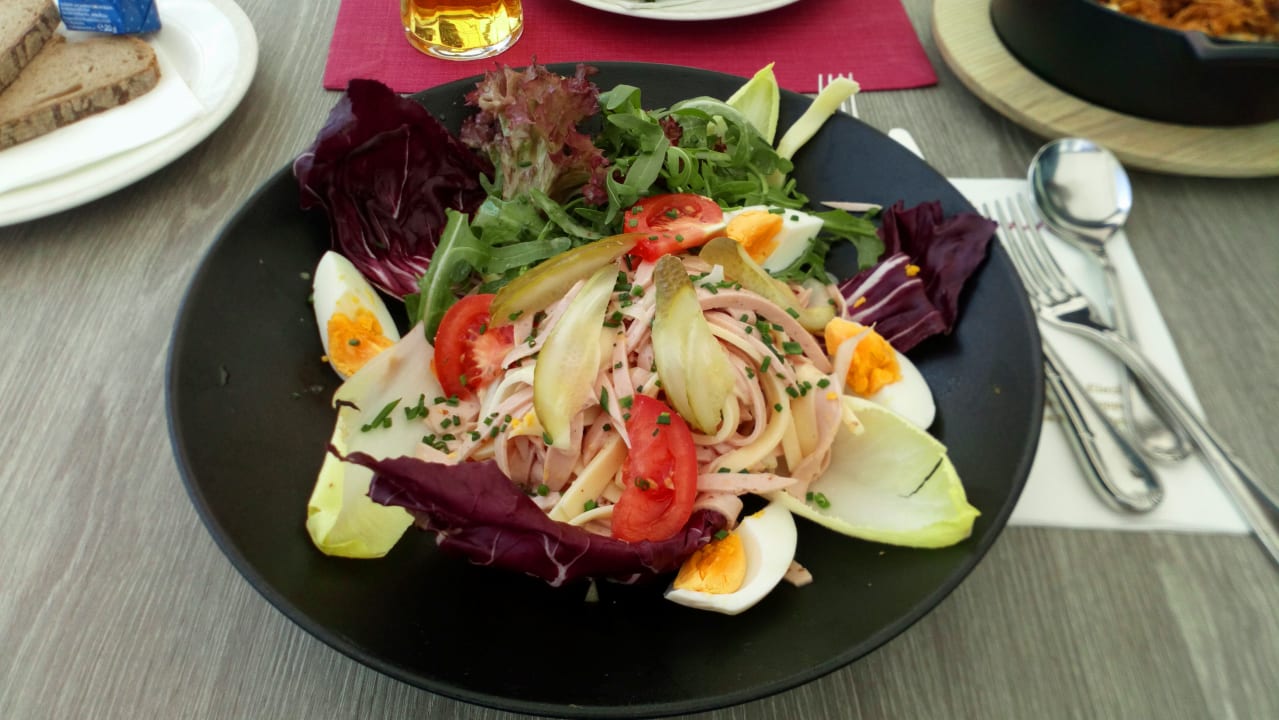 Leckerer Wurstsalat  Wohlfühlresort Peternhof