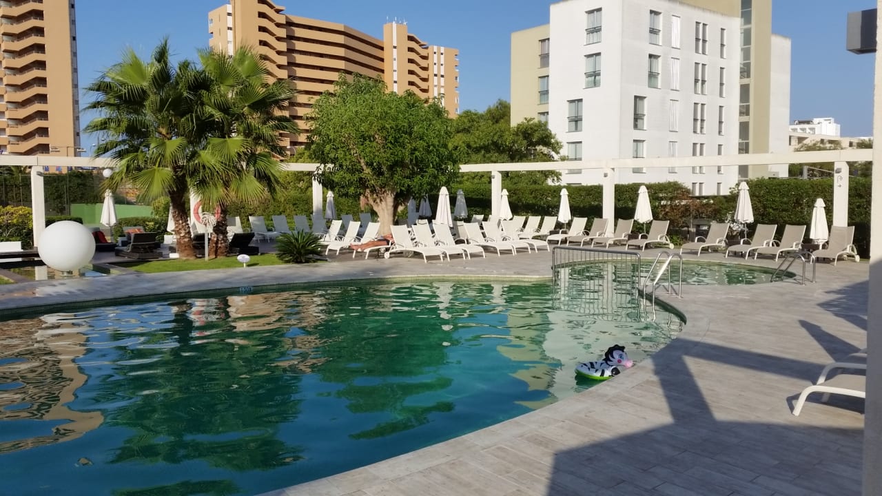 Pool BG Hotel Caballero