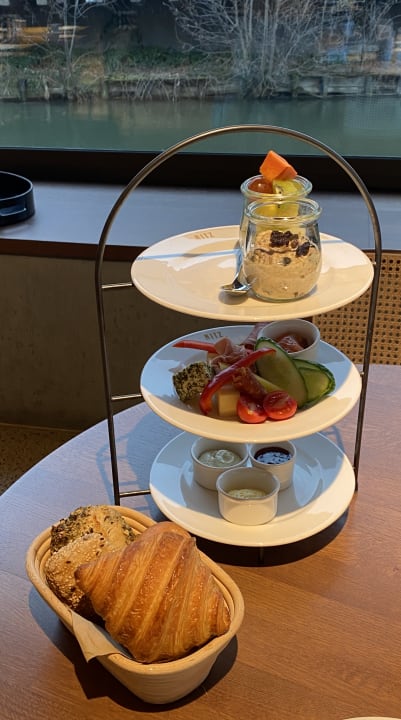 Gastro Karl August - a Neighborhood Hotel