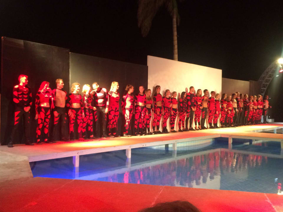 Poolshow "Elements" (wahnsinn!) ROBINSON SOMA BAY