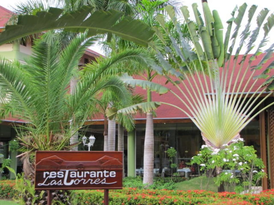 Restauracja główna w części Palace Hotel Grand Palladium Palace Resort, Spa & Casino