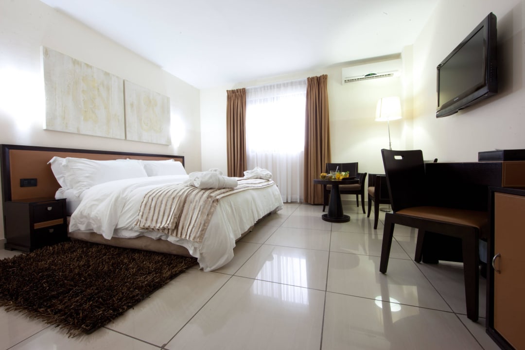 Oak Plaza Hotel, East Airport Hotel Oak Plaza East Airport