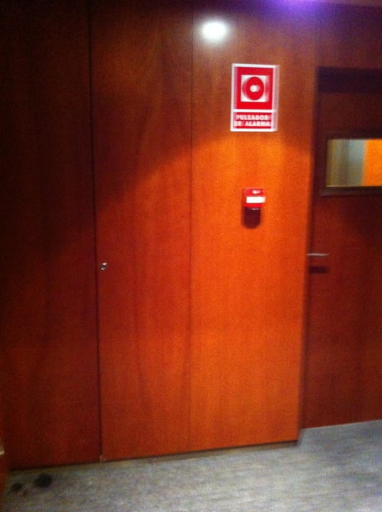 Vor dem Zimmer Hotel Majestic