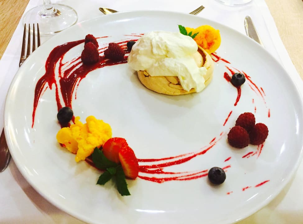 Deser Tristan Hotel & Spa