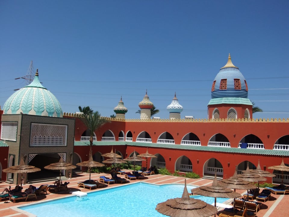 Pool im 100er Bereich Pickalbatros Alf Leila Wa Leila Resort - Neverland Hurghada