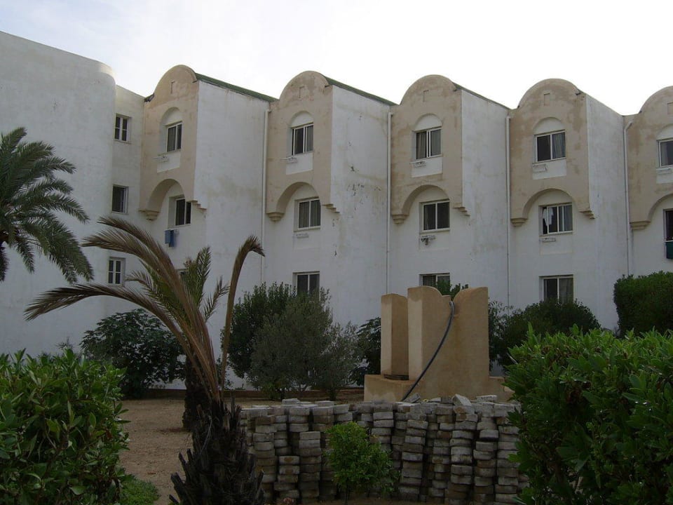 eine weitere Gartenansicht Djerba Castille