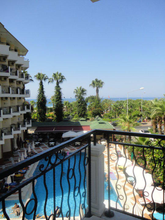 Riviera Riviera Hotel & Spa