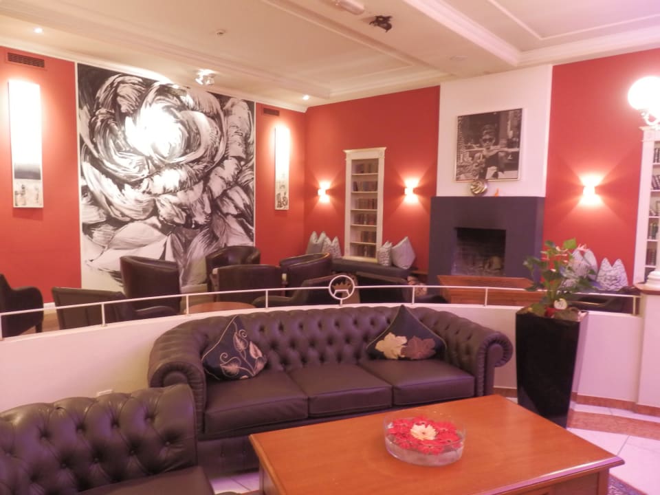 Überall nette Sitzgelegenheiten Hotel Panorama Royal